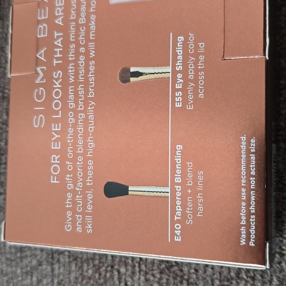 SIGMA BEAUTY BRAND WOMEN'S GETAWAY GLAM BRUSHSET - Picture 3 of 10